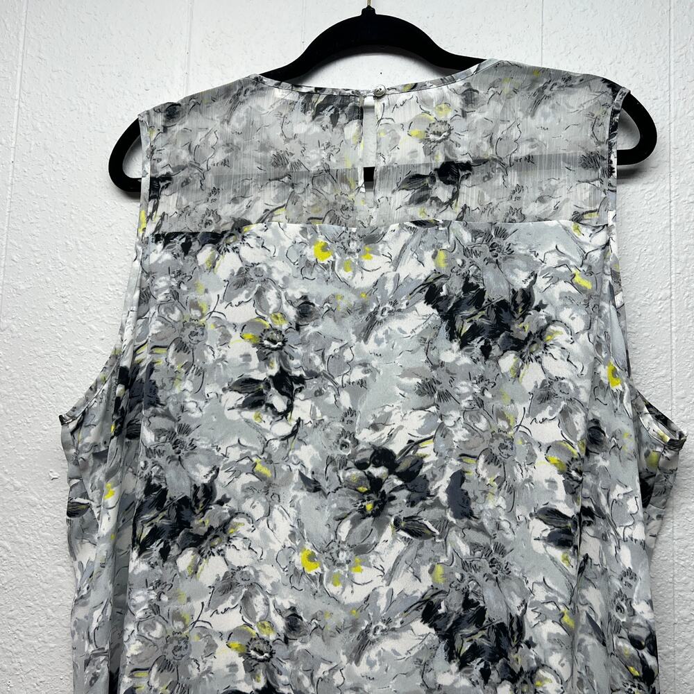 Violet & Claire Top Women 2X Sheer Lightweight Dark Floral Fairy Relaxed Comfort - Picture 8 of 13